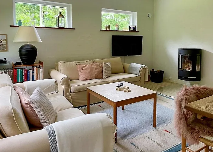 Retro House With Sea View In Udsholt Græsted