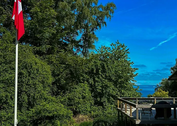 Retro House With Sea View In Udsholt Feriehus Græsted